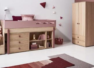 Den Platz unter dem Bett sinnvoll nutzen sinnvoll genutzter Platz unter dem Bett