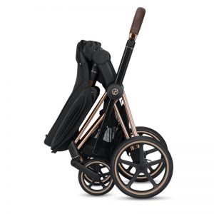 Cybex Priam Lux Seat Kinderwagen macht sich ganz klein